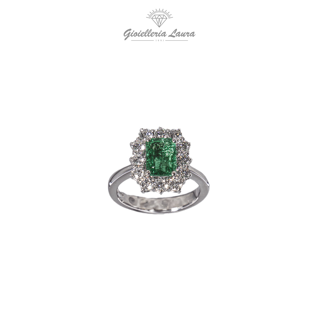 Anello con Smeraldo e Diamanti Crivelli