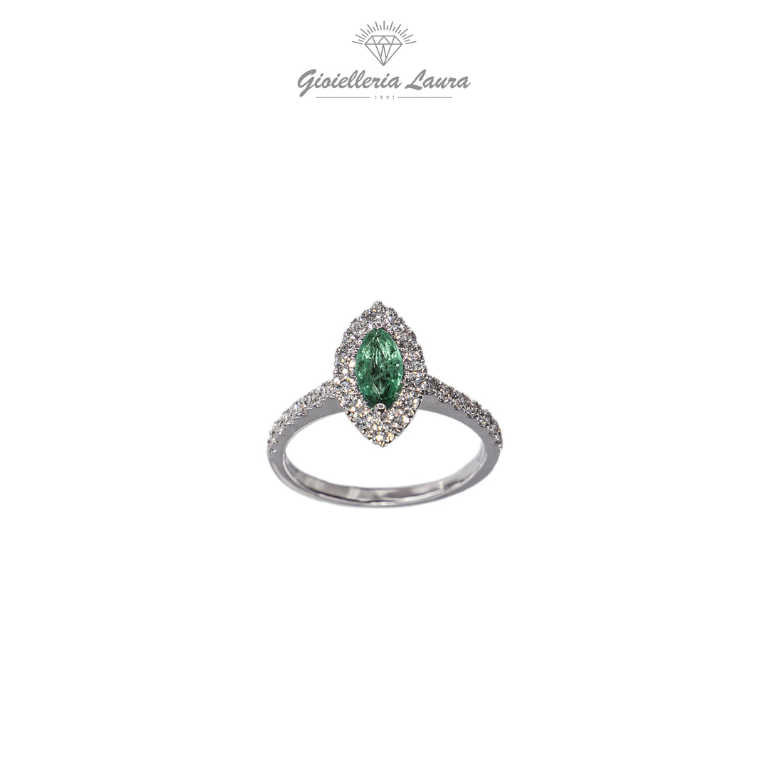 Anello con Smeraldo Marquise e Diamanti Crivelli
