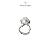 Anello con Perla e Diamanti Crivelli