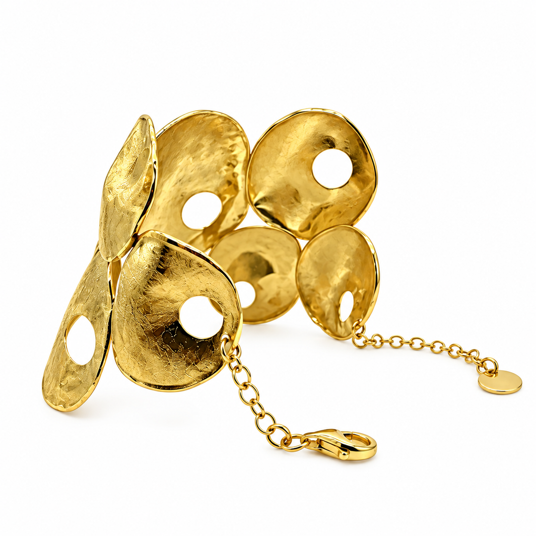 Bracciale Design Scultoreo e Lavorazione Martellata Sovrani